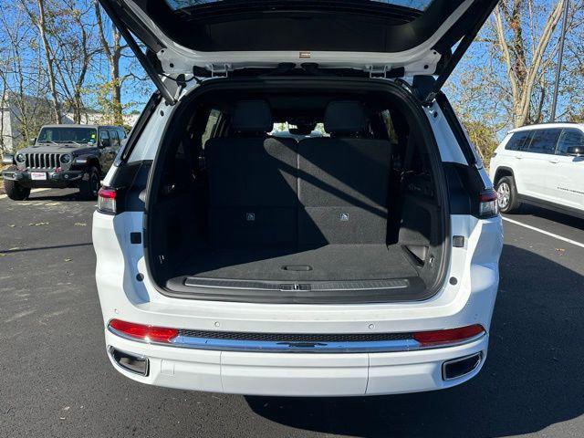 new 2025 Jeep Grand Cherokee L car, priced at $56,311