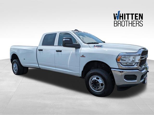 new 2024 Ram 3500 car, priced at $62,739