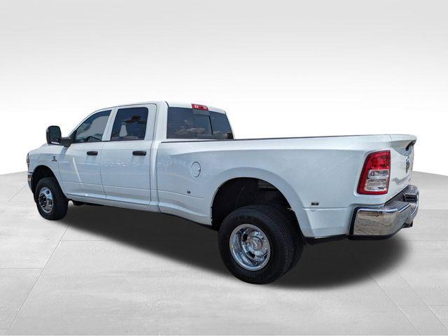 new 2024 Ram 3500 car, priced at $65,239