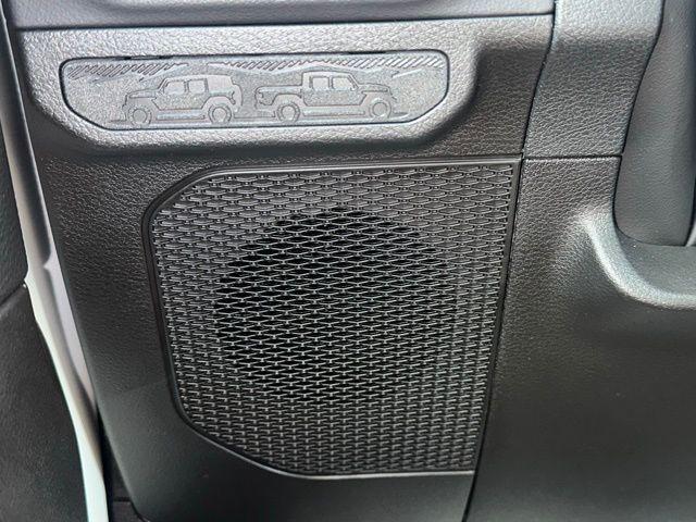 new 2025 Jeep Gladiator car, priced at $50,187