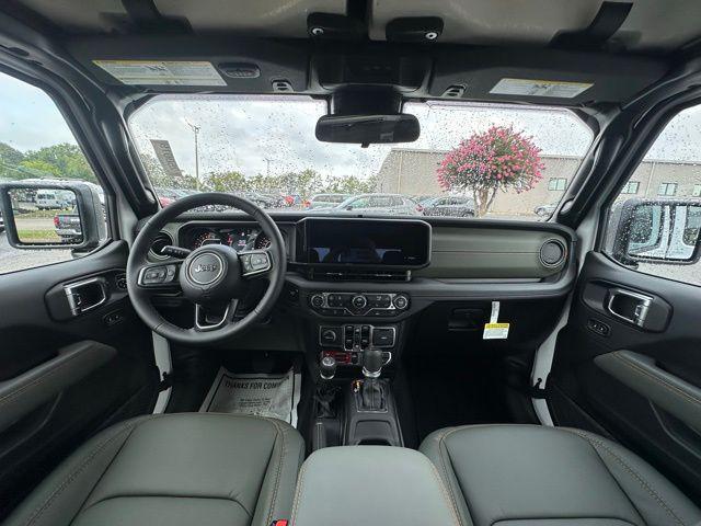 new 2025 Jeep Gladiator car, priced at $50,187