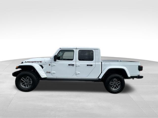new 2025 Jeep Gladiator car, priced at $50,187