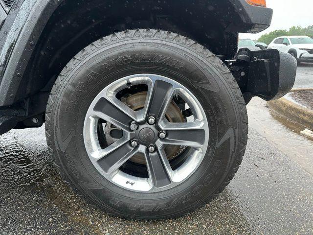 used 2021 Jeep Wrangler Unlimited car, priced at $37,000