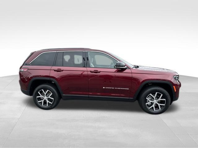 new 2025 Jeep Grand Cherokee car, priced at $41,158