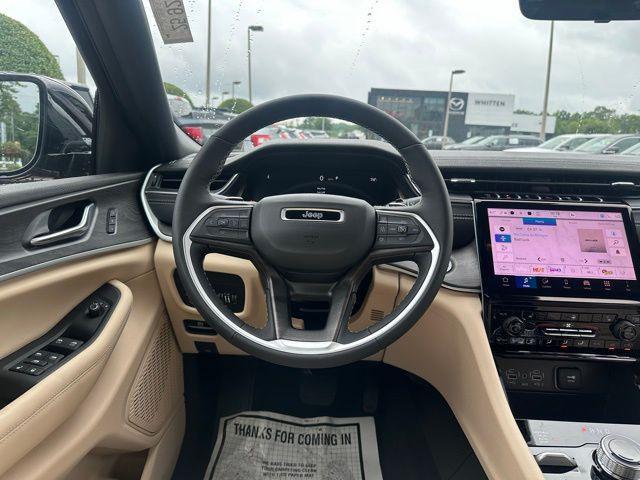 new 2025 Jeep Grand Cherokee car, priced at $41,158