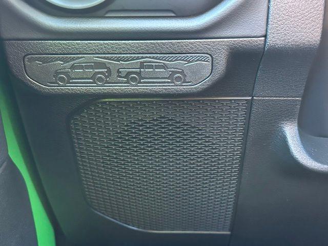 new 2025 Jeep Gladiator car, priced at $44,180