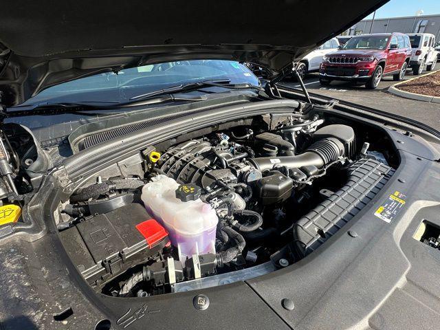 new 2025 Jeep Grand Cherokee car, priced at $44,282
