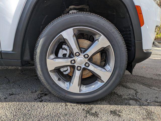 new 2024 Jeep Grand Cherokee L car, priced at $48,016