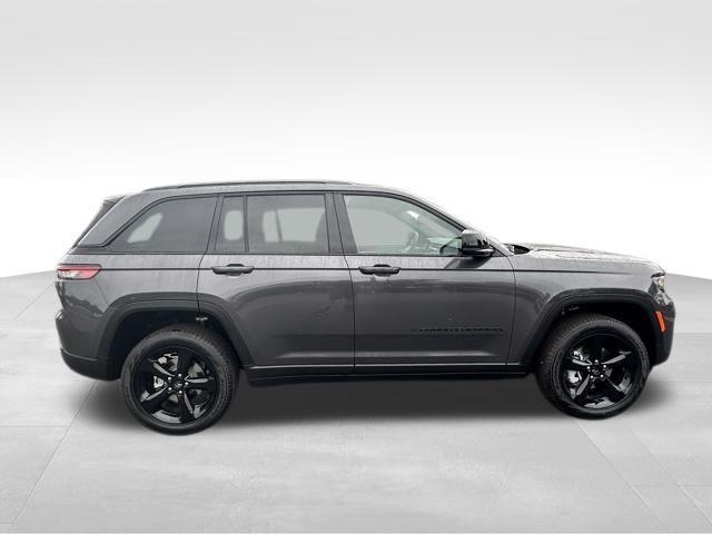 new 2025 Jeep Grand Cherokee car, priced at $50,256