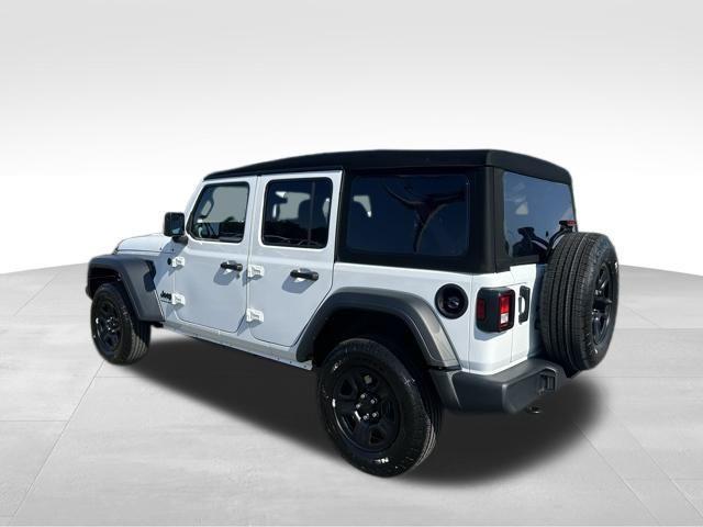new 2025 Jeep Wrangler car, priced at $38,250