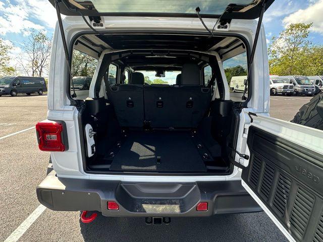 new 2025 Jeep Wrangler car, priced at $55,330