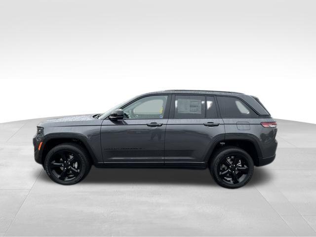 new 2025 Jeep Grand Cherokee car, priced at $42,814