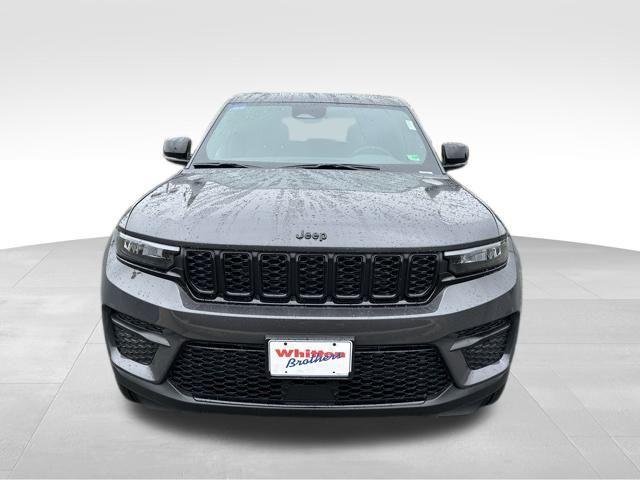 new 2025 Jeep Grand Cherokee car, priced at $42,814