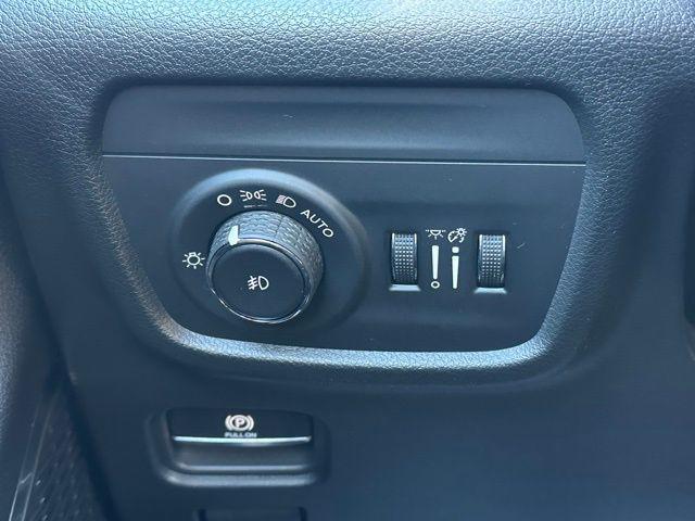 new 2025 Jeep Grand Cherokee car, priced at $59,609