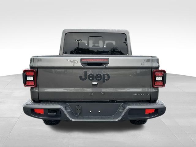 new 2025 Jeep Gladiator car, priced at $46,418