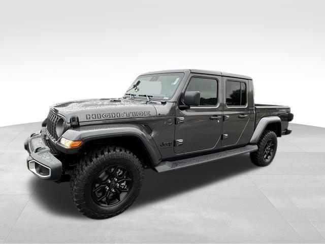 new 2025 Jeep Gladiator car, priced at $46,418