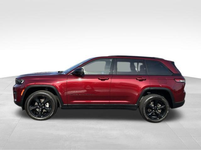 used 2023 Jeep Grand Cherokee car, priced at $32,990