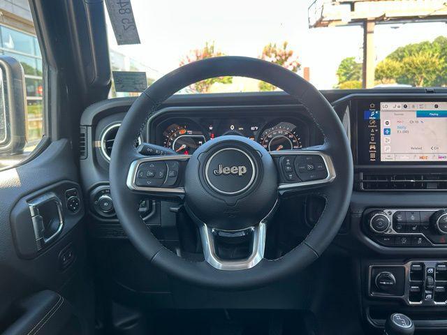 new 2025 Jeep Wrangler car, priced at $45,216