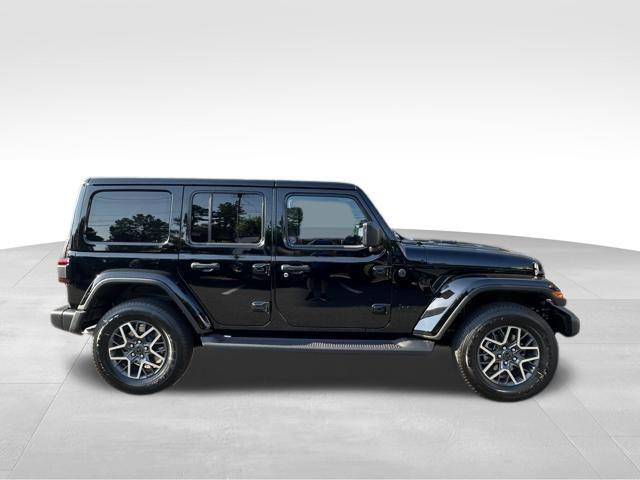 new 2025 Jeep Wrangler car, priced at $45,216