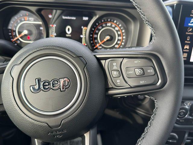 new 2025 Jeep Gladiator car, priced at $44,180