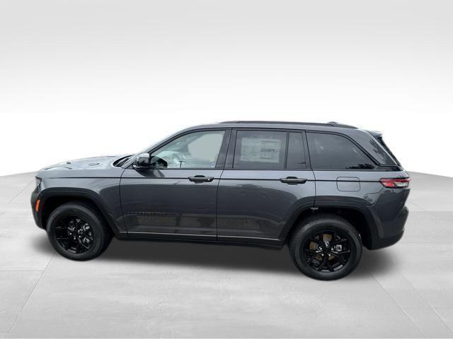 new 2025 Jeep Grand Cherokee car, priced at $39,604