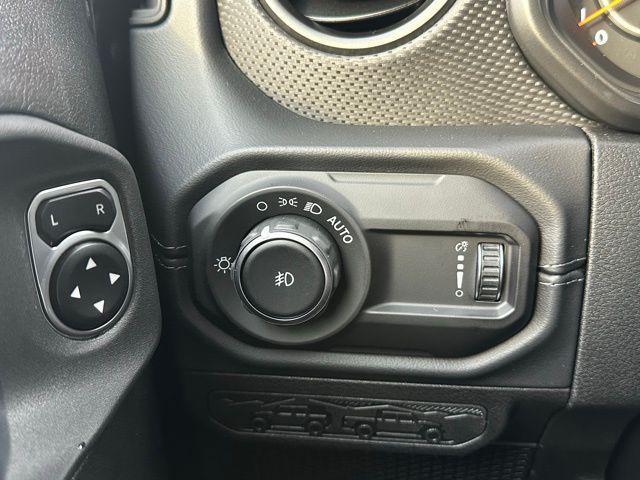 new 2025 Jeep Wrangler car, priced at $55,265
