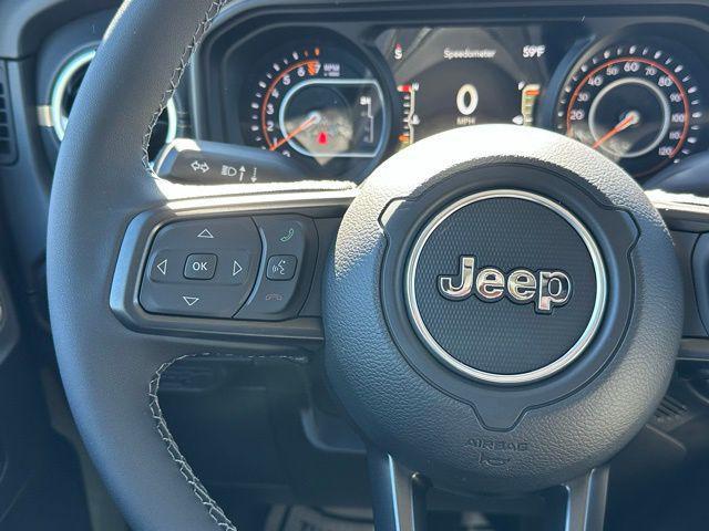 new 2025 Jeep Gladiator car, priced at $44,180