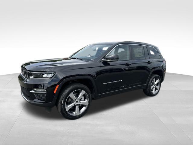 new 2025 Jeep Grand Cherokee car, priced at $49,666