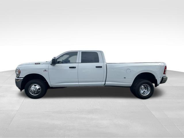 new 2024 Ram 3500 car, priced at $66,194