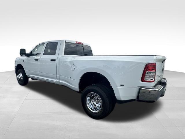 new 2024 Ram 3500 car, priced at $66,194