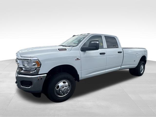 new 2024 Ram 3500 car, priced at $66,194