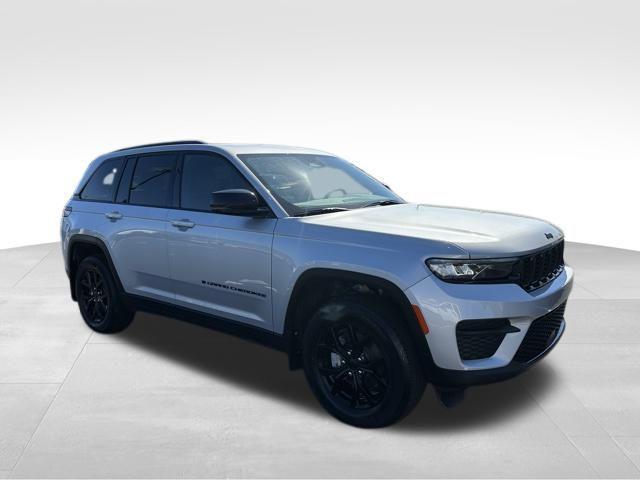 used 2024 Jeep Grand Cherokee car, priced at $36,490