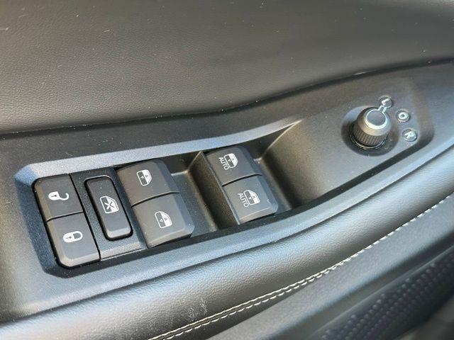 used 2024 Jeep Grand Cherokee car, priced at $36,490