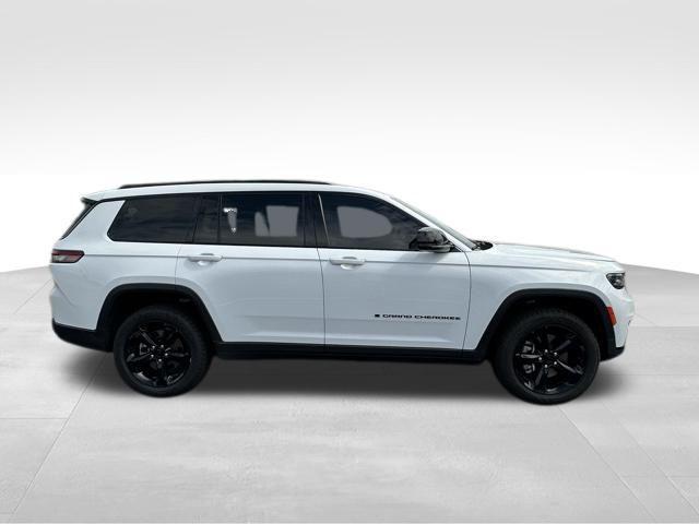 used 2023 Jeep Grand Cherokee L car, priced at $29,000