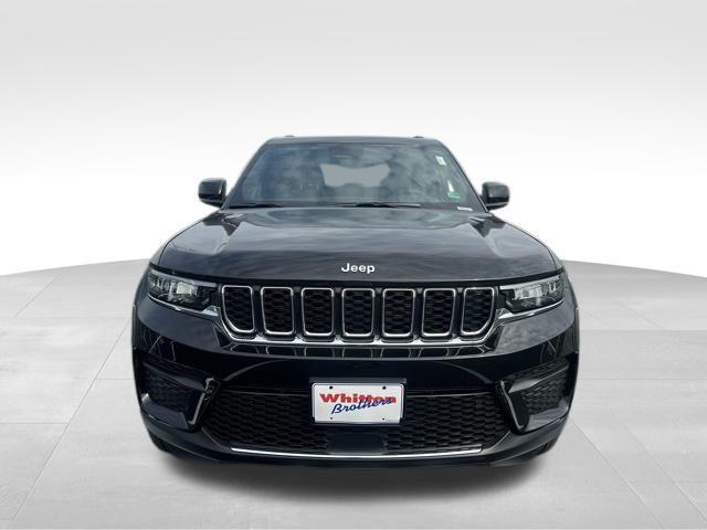 new 2025 Jeep Grand Cherokee car, priced at $39,162