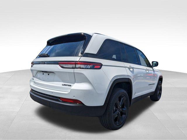 new 2024 Jeep Grand Cherokee car, priced at $44,660