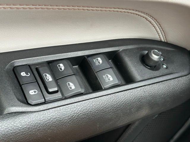 used 2022 Jeep Compass car, priced at $23,790