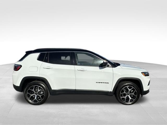 new 2025 Jeep Compass car, priced at $34,573