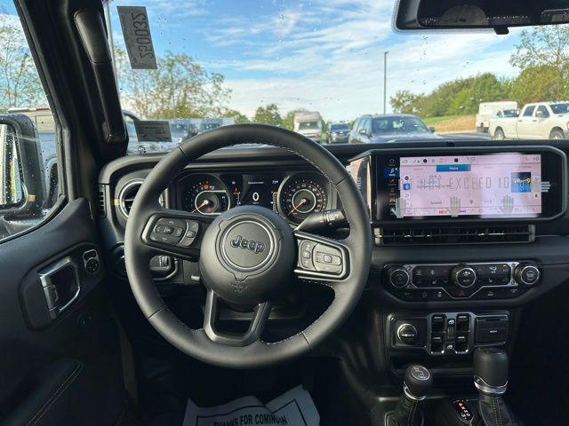 new 2025 Jeep Gladiator car, priced at $44,180