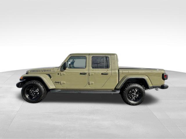 new 2025 Jeep Gladiator car, priced at $44,180