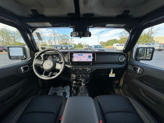 new 2025 Jeep Gladiator car, priced at $44,180