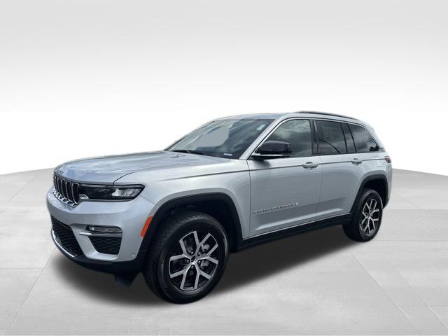 new 2025 Jeep Grand Cherokee car, priced at $51,332