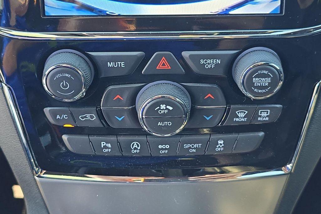 used 2022 Jeep Grand Cherokee car, priced at $26,998