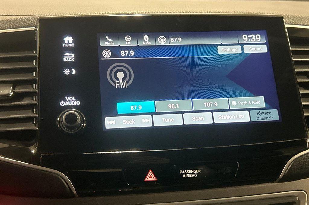 used 2021 Honda Pilot car, priced at $23,999