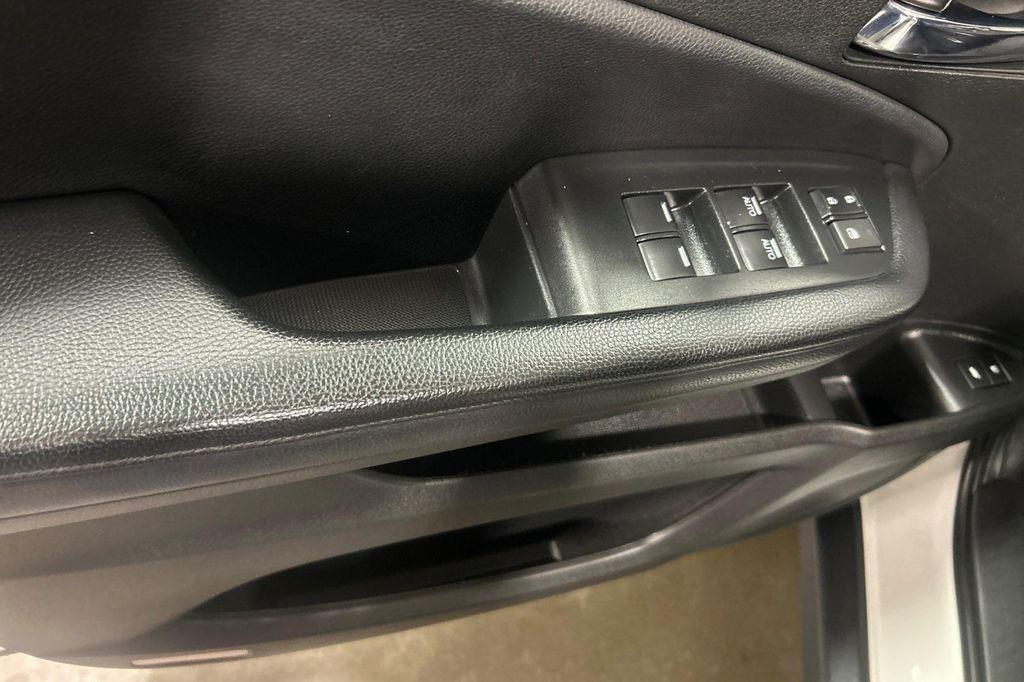 used 2021 Honda Pilot car, priced at $23,999