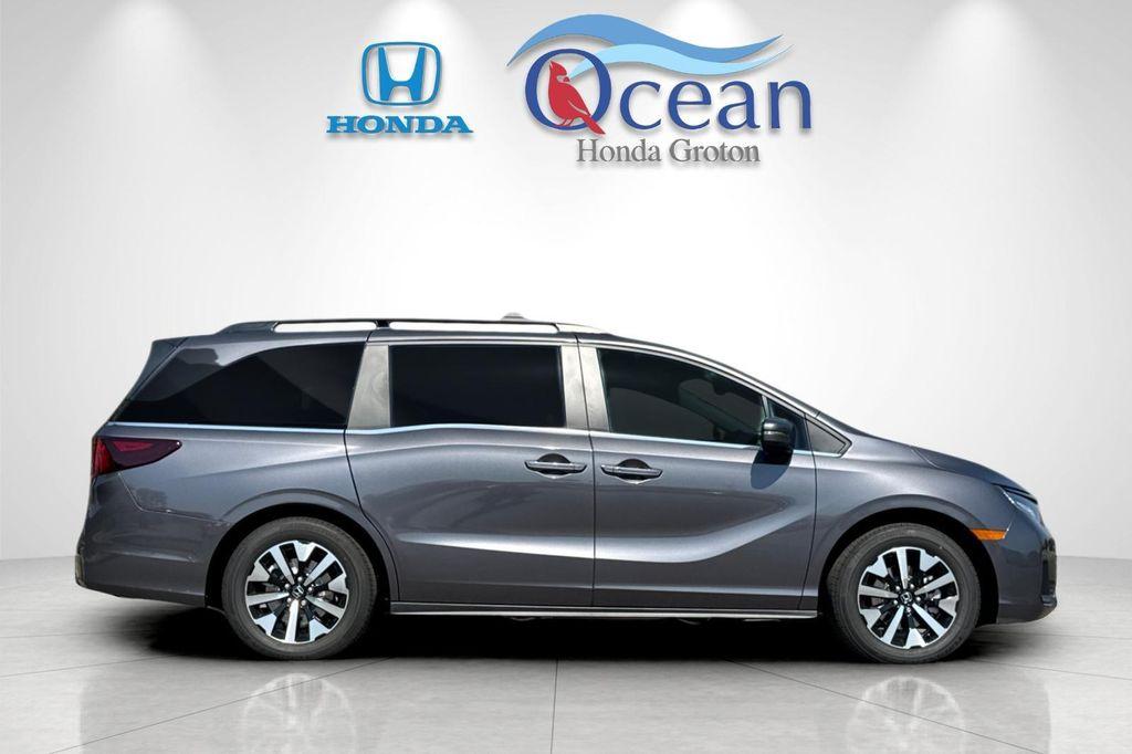 new 2026 Honda Odyssey car, priced at $44,290
