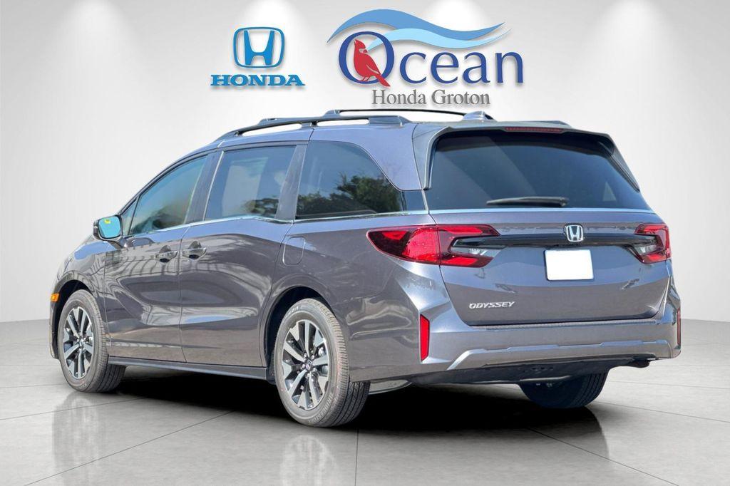new 2026 Honda Odyssey car, priced at $44,290