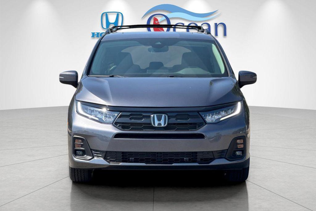 new 2026 Honda Odyssey car, priced at $44,290