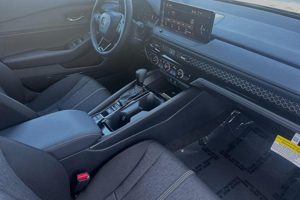 new 2025 Honda Accord Hybrid car, priced at $35,260