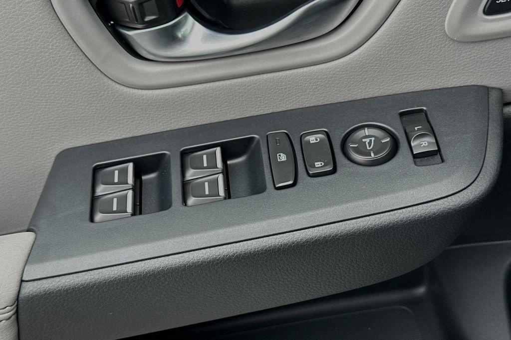 new 2025 Honda Pilot car, priced at $51,095